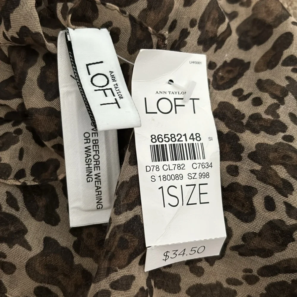 Price is firm ANN TAYLOR LOFT Lightweight Animal Print Scarf